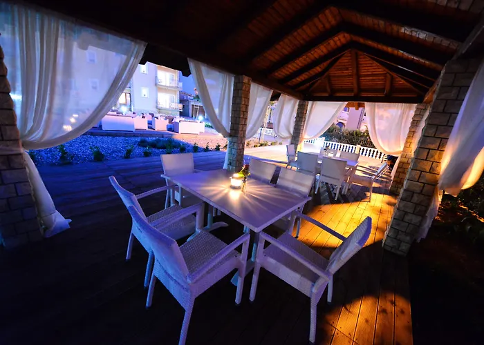 Sunset Deluxe Apartman